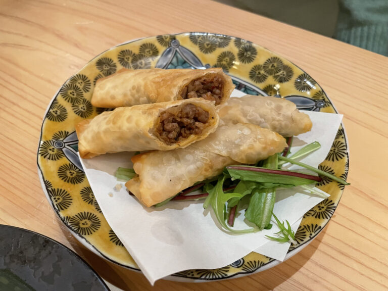 朝の天満市場で見つけた、地元客で賑わう惣菜店